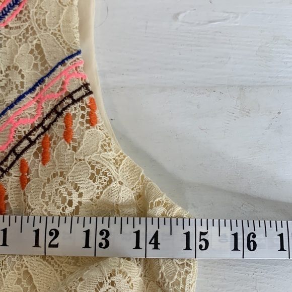 T20 Flying Tomato Lace Midi dress with tribal aztec southwest print front size m - Picture 7 of 12